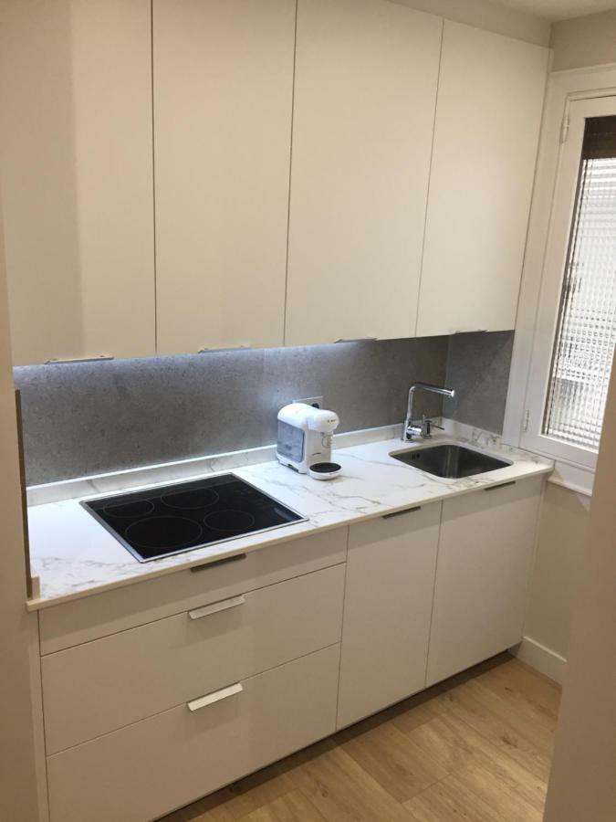 Apartamento Tiboli Con Parking Gratuito Appartement Bilbao Buitenkant foto